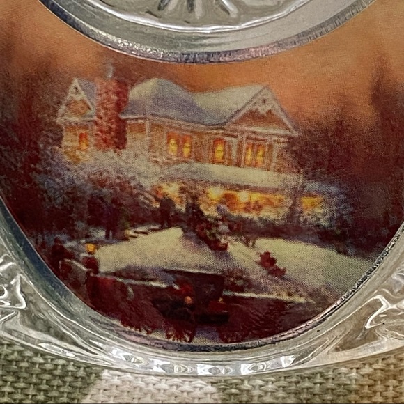 Thomas Kinkade Holiday Reflections Ornament Collection - Picture 8 of 14